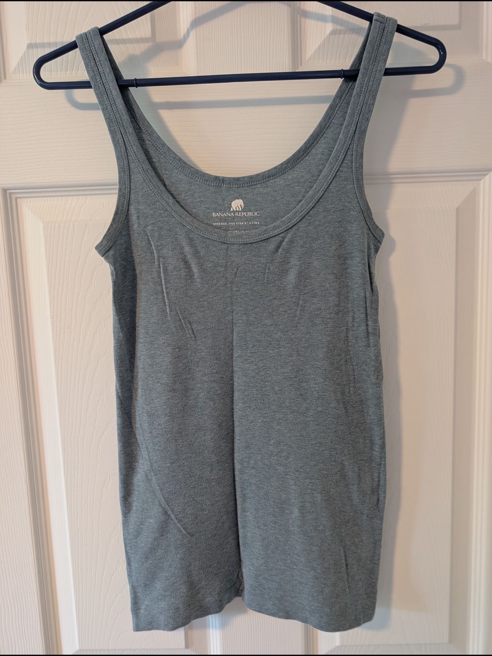 Banana Republic Blue Grey Scoop Neck Tank